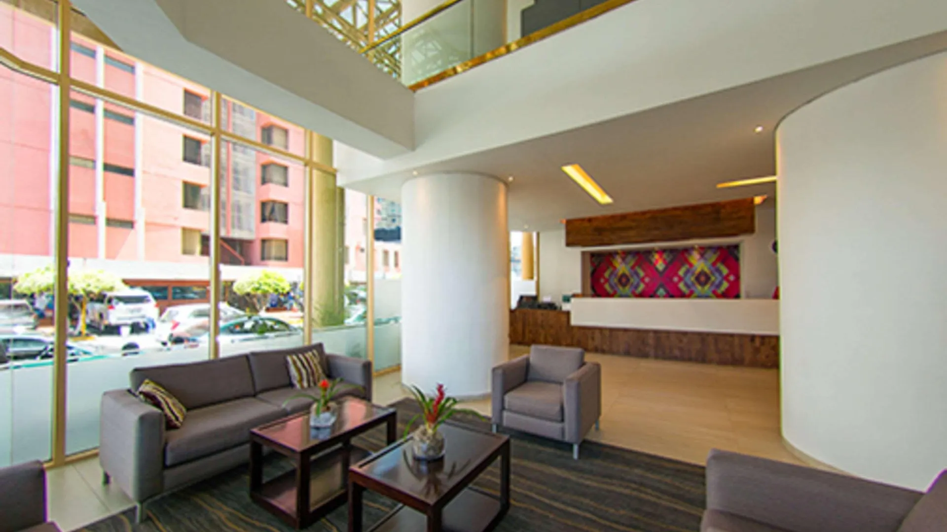 Clarion Suites Guatemala City 5*,