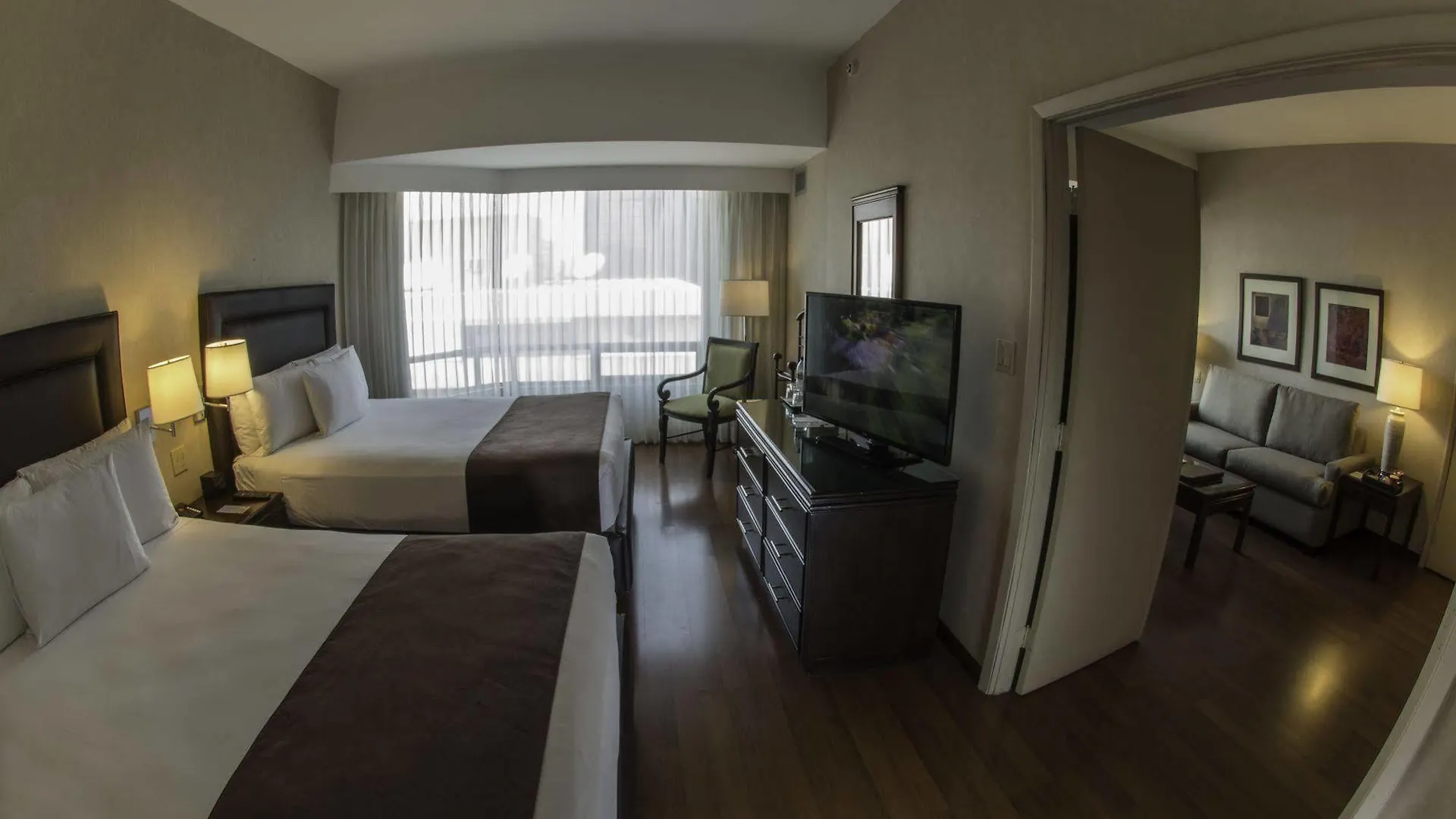 Clarion Suites Guatemala City Hotel