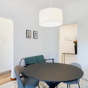 https://relstay-portello-1-br.it-lombardy.com