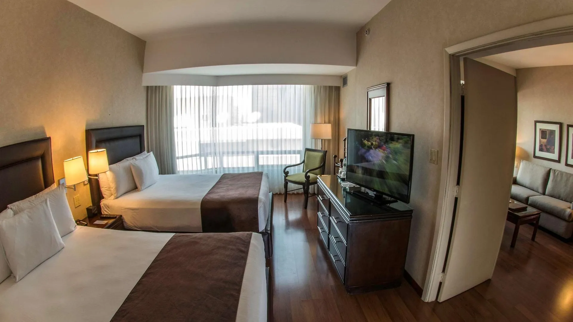Clarion Suites Guatemala City 5*,