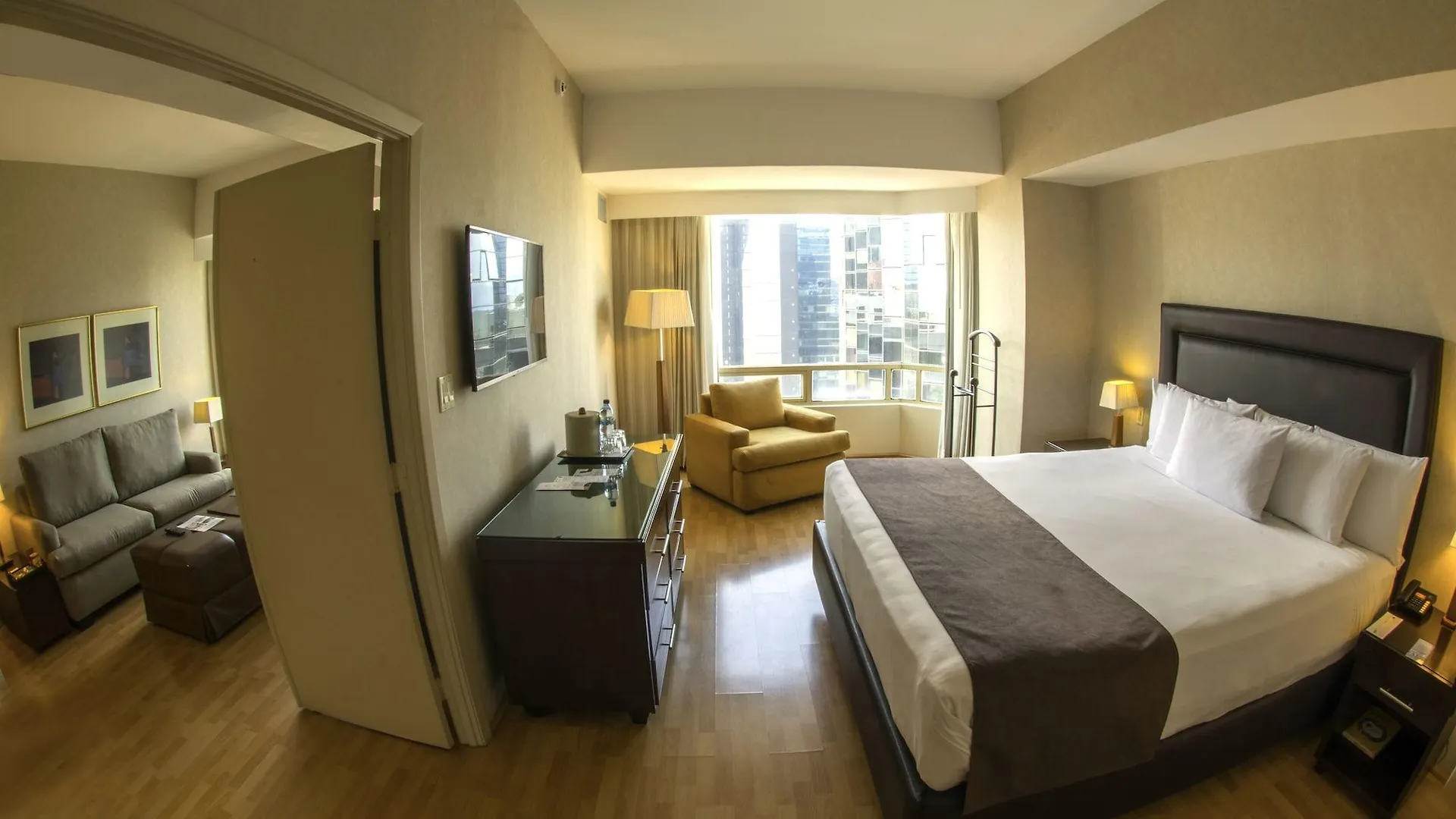 Hotel Clarion Suites Guatemala City