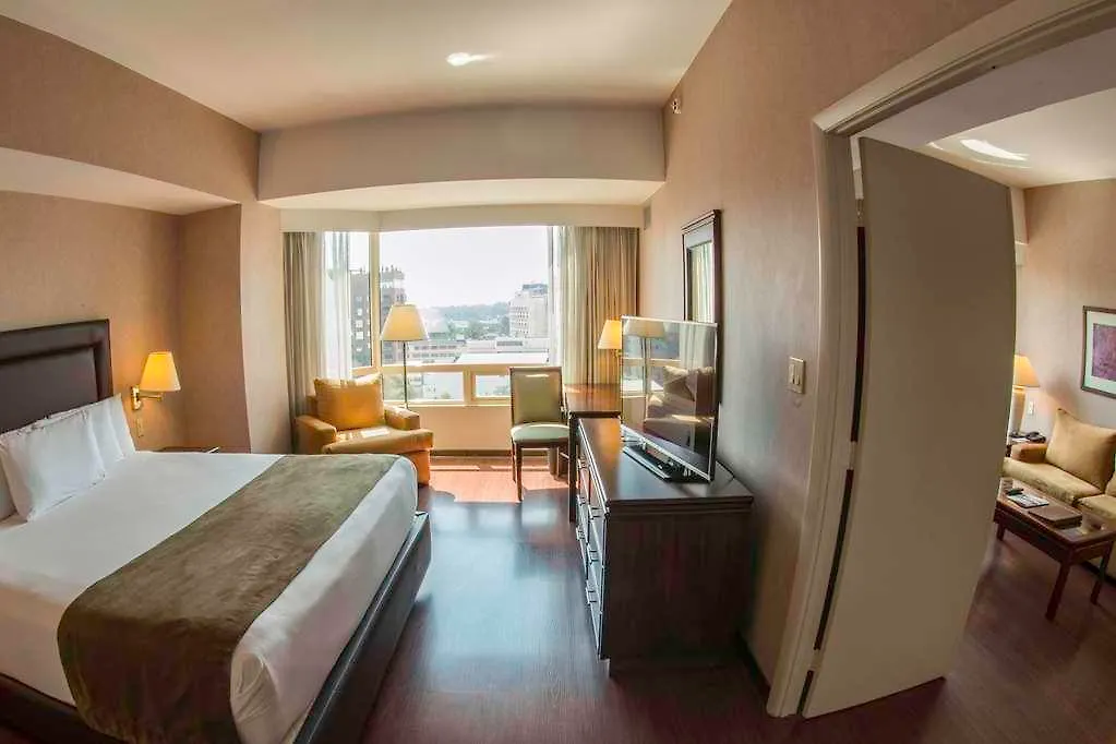 Clarion Suites Guatemala City 5*,